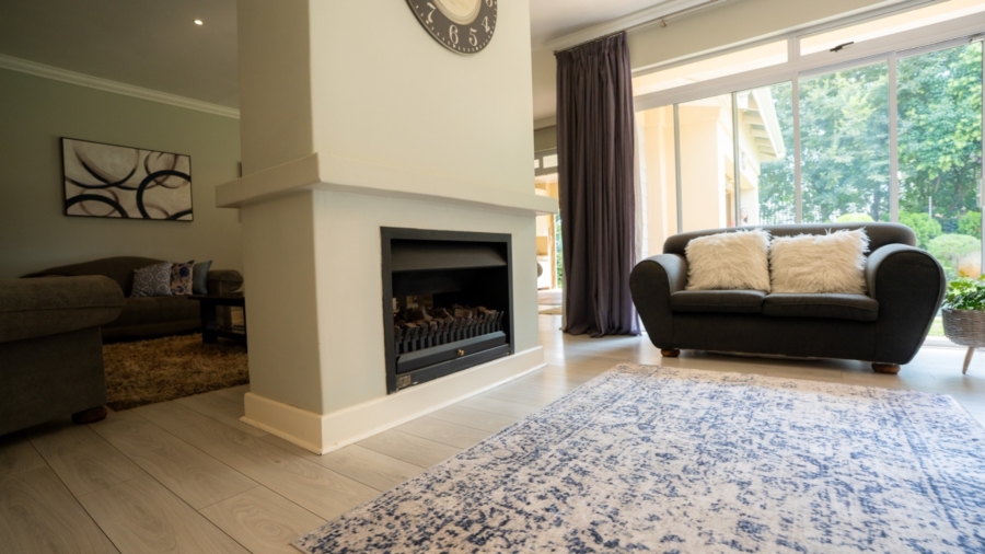 4 Bedroom Property for Sale in Wilkoppies North West